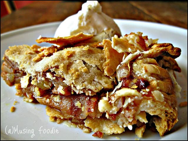 Rustic Cardamom Vanilla Apple Pie