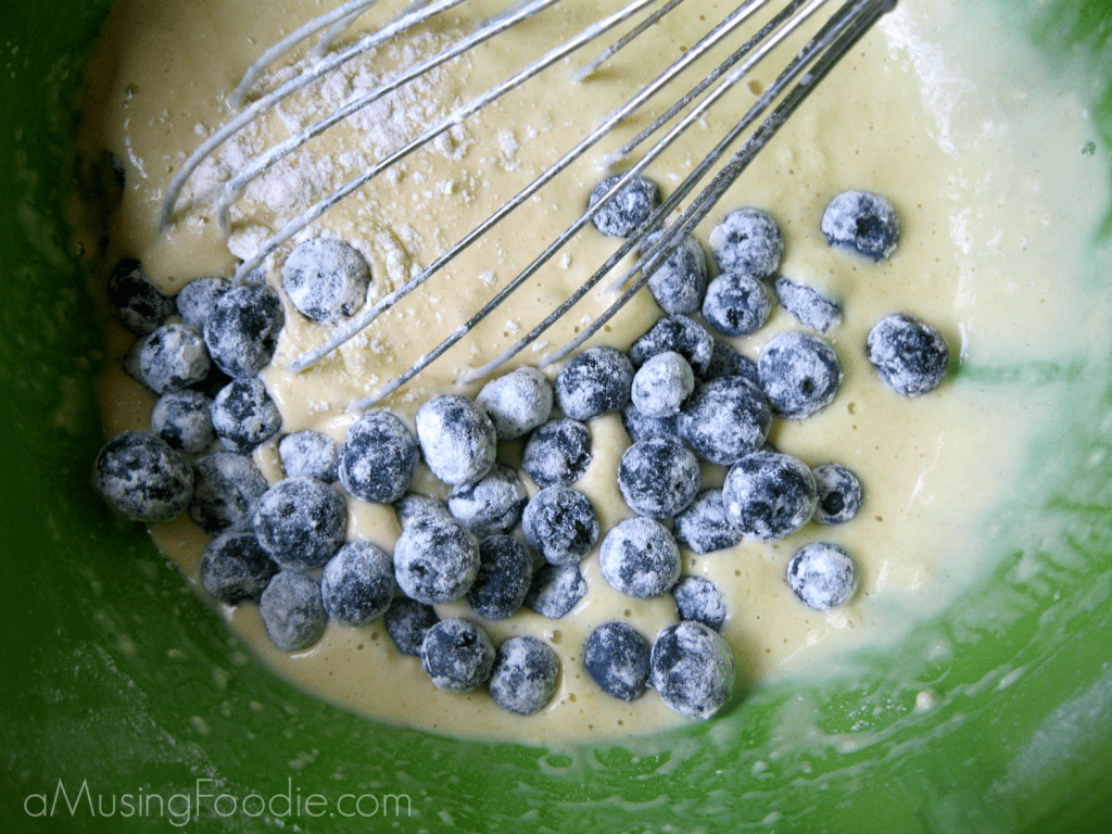 Easy Blueberry Pancakes how to make blueberry pancakes