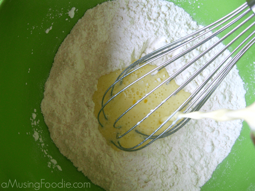 Easy Blueberry Pancakes how to make blueberry pancakes