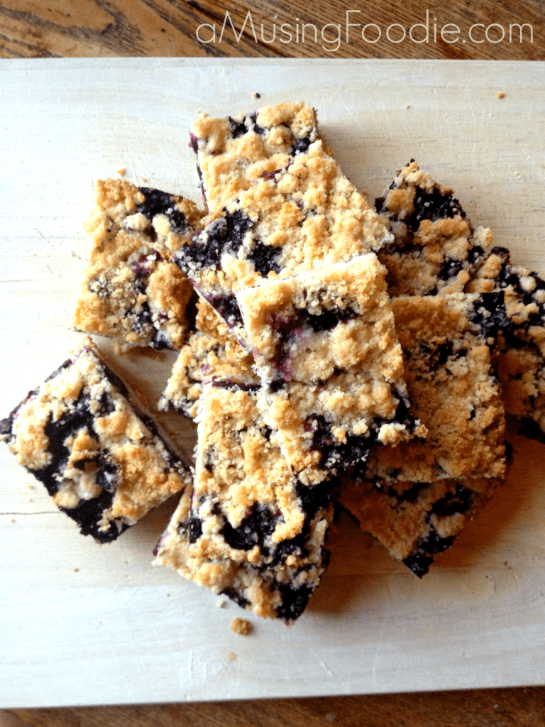 How to make blueberry crumble bars!