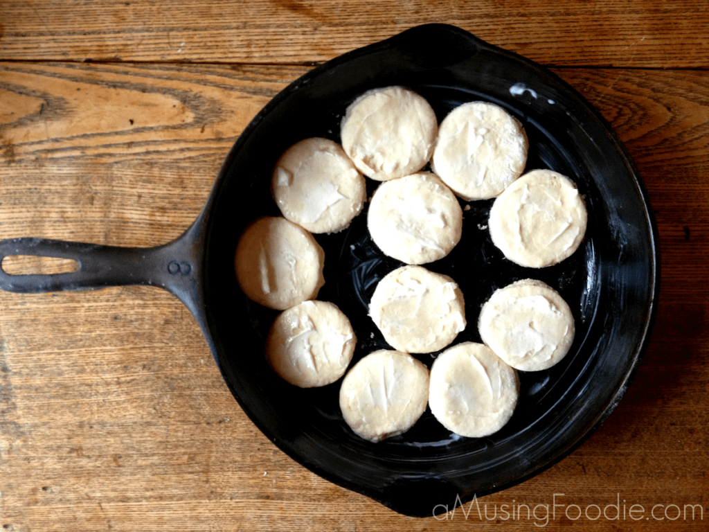 Easy Homemade Biscuits easy homemade biscuits, biscuit recipe, how to make homemade biscuits
