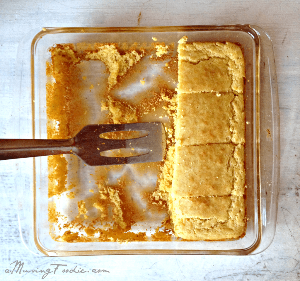 Easy Cornbread Recipe