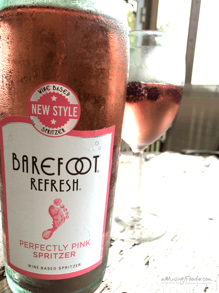Barefoot Refresh is a vibrant, light-bodied spritzer that’s perfect to serve at fun, summertime occasions in celebration of ‘Spritzer Season!’