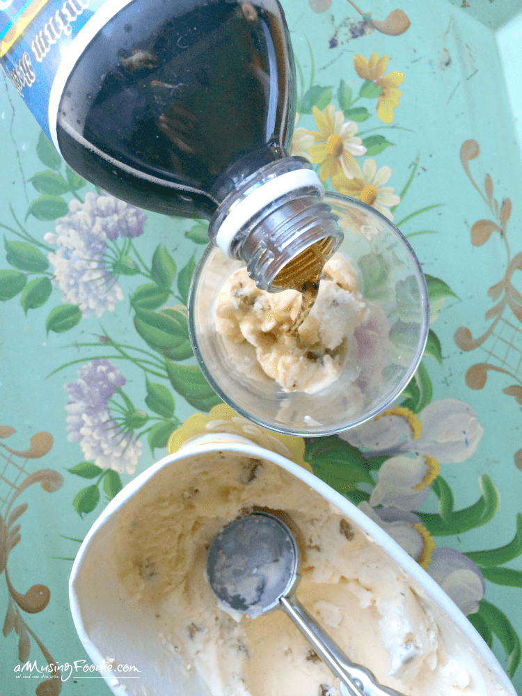 Butter Pecan Root Beer Floats