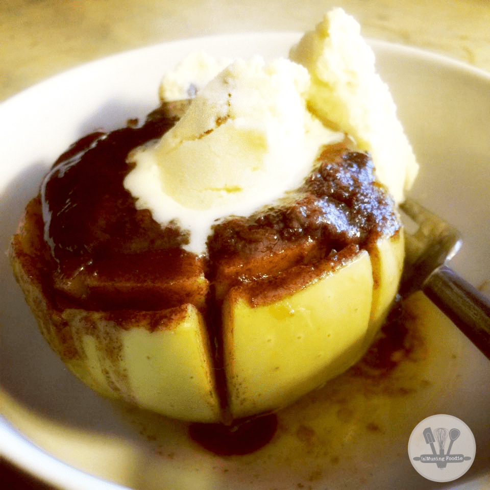 Bloomin' Baked Apples From That Tip Hero Video!
