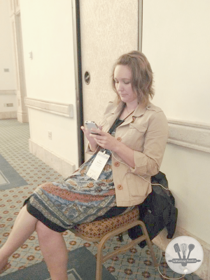 How To Dress For A Conference: 5 Easy Tips!