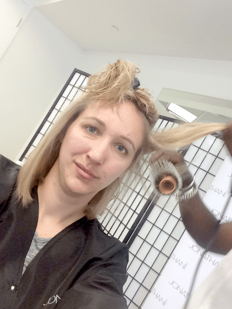 Getting a hair makeover by celebrity stylist Johnny Wright is one of those "right place; right time" opportunities.