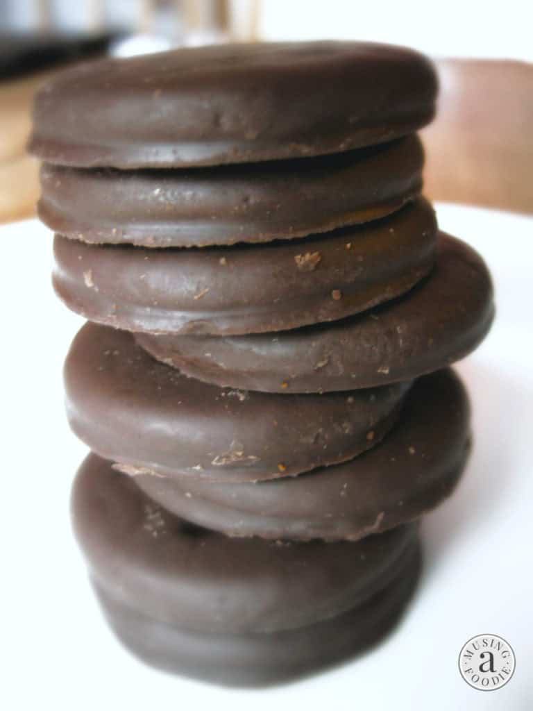These homemade Thin Mints brownies are simple to make and loaded with rich, dark chocolate fudgy flavor.