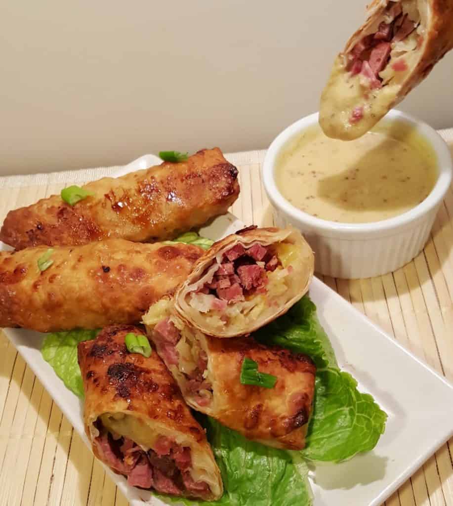 Even though most folks think about corned beef recipes in March thanks to St. Patrick's Day, corned beef makes for a yummy meal any time of the year! Try this corned beef recipe from thisoldgal.com!